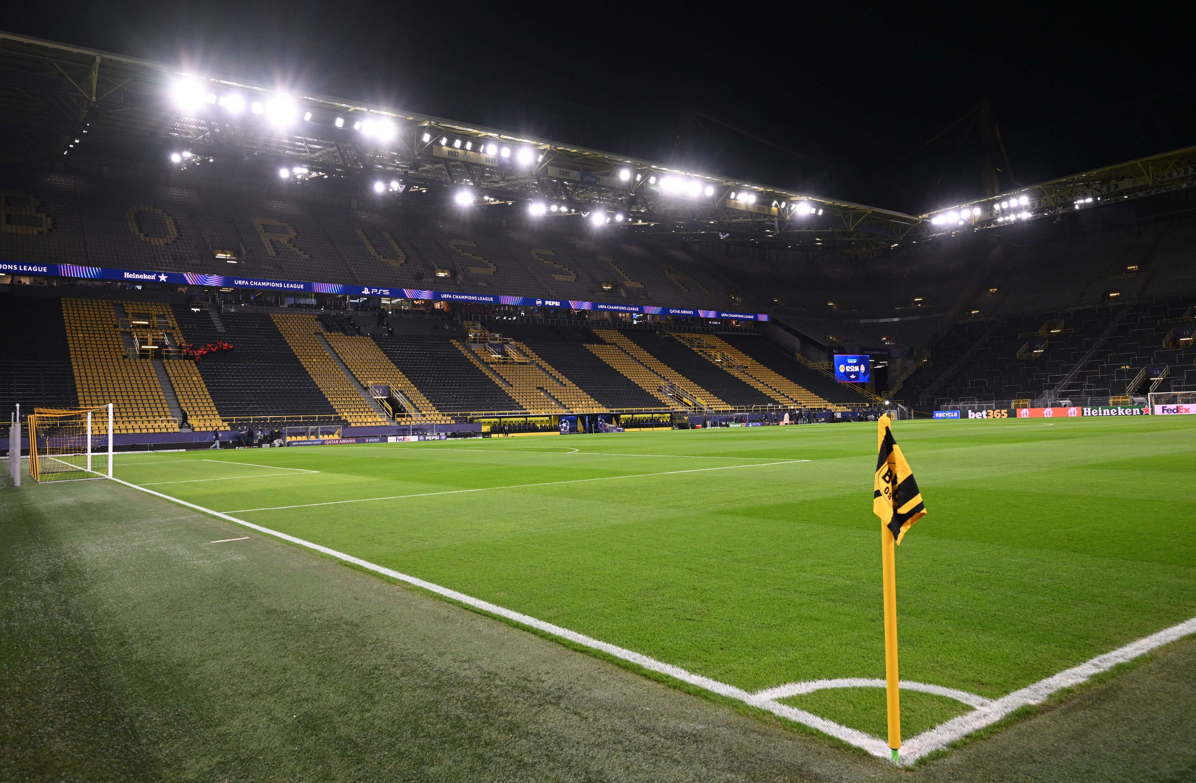 尤其是在硬 尤其是在硬